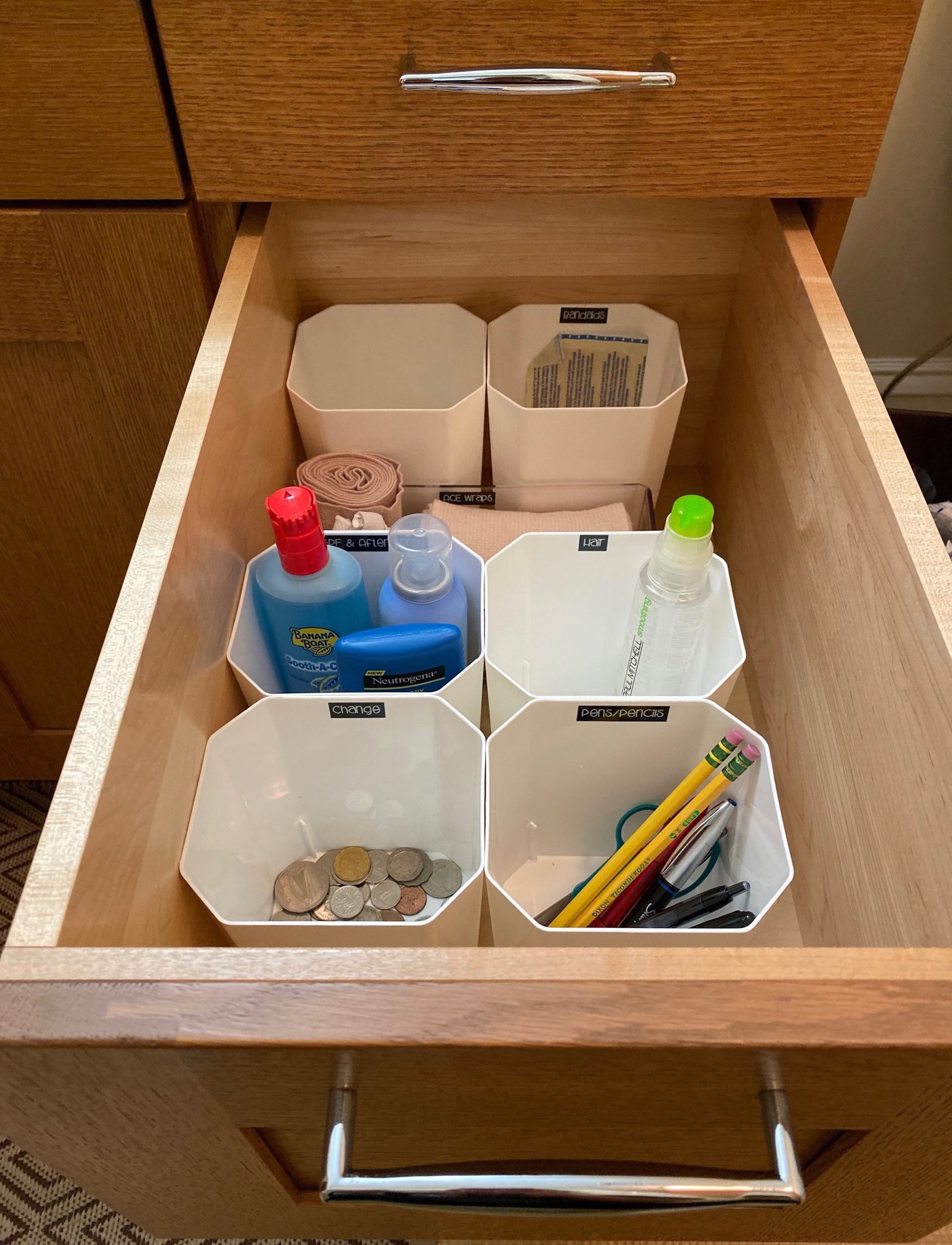 The Organized Drawer: Best Products to Avoid Clutter